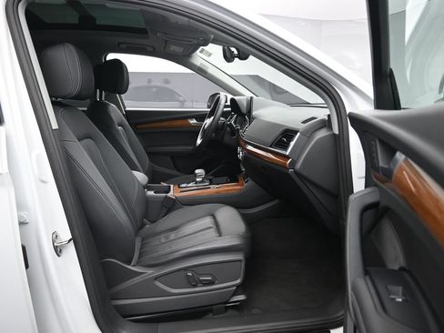 Used 2023 Audi Q5 2.0T Premium Plus AWD/4WD image 27