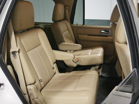 Used 2017 Ford Expedition Limited w/ Equipment Group 301A image 18