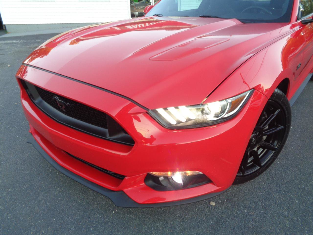 Used 2016 Ford Mustang GT w/ Black Accent Package RWD image 18