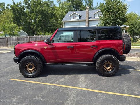 Used 2025 Ford Bronco Badlands AWD/4WD image 12