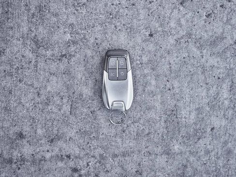 Used 2020 Ferrari GTC4Lusso V12 image 85