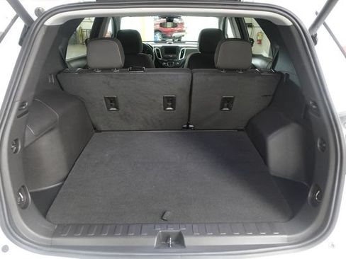 Used 2024 Chevrolet Equinox LT FWD image 21
