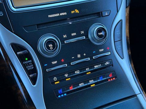 Used 2017 Lincoln MKX Reserve w/ Driver Assistance Package image 39