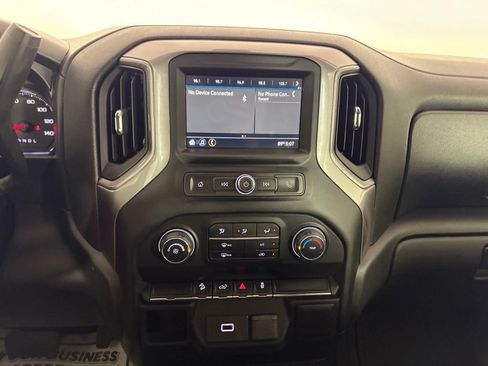 Used 2019 Chevrolet Silverado 1500 Custom Trail Boss w/ Custom Convenience Package AWD/4WD image 25