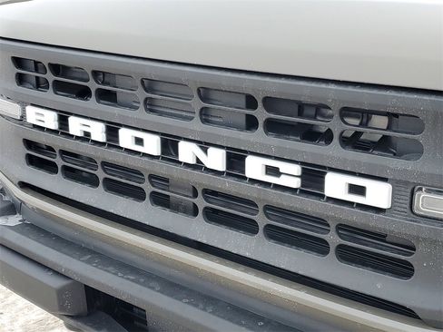 New 2026 Ford Bronco 2-Door image 30