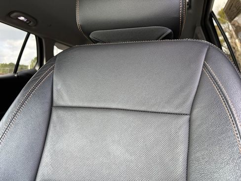 Used 2021 GMC Terrain SLT image 14