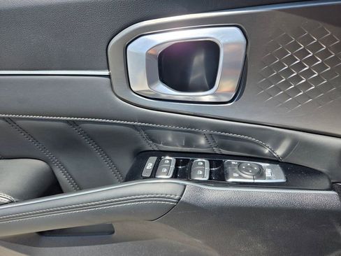 Used 2021 Kia Sorento SX AWD/4WD image 24