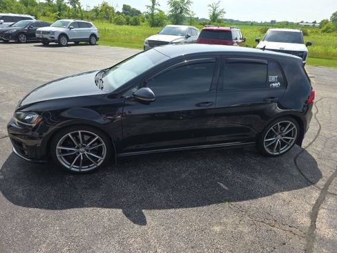 Used 2017 Volkswagen Golf R 4-Door AWD/4WD image 7