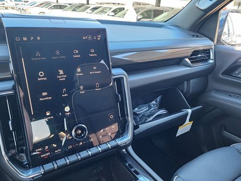 New 2026 GMC Yukon Elevation image 37