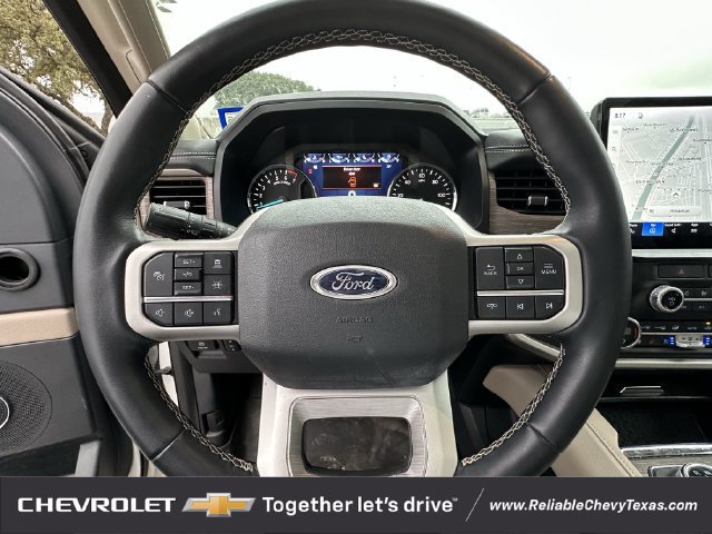 Used 2022 Ford Expedition Limited RWD image 12