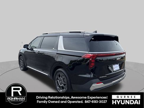 Used 2026 Kia Carnival SX FWD image 6