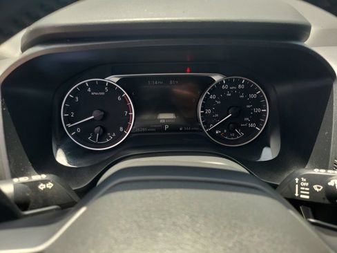 Used 2025 Nissan Rogue SV FWD image 19