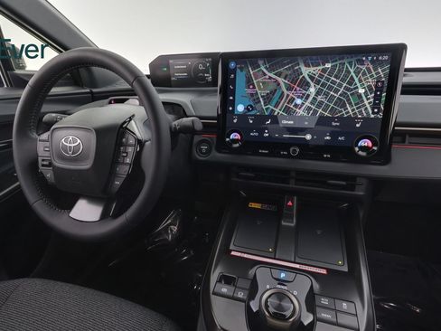 Used 2026 Toyota bZ FWD image 25