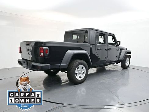 Used 2023 Jeep Gladiator Sport image 9