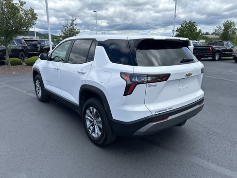 Used 2025 Chevrolet Equinox LT AWD/4WD image 5