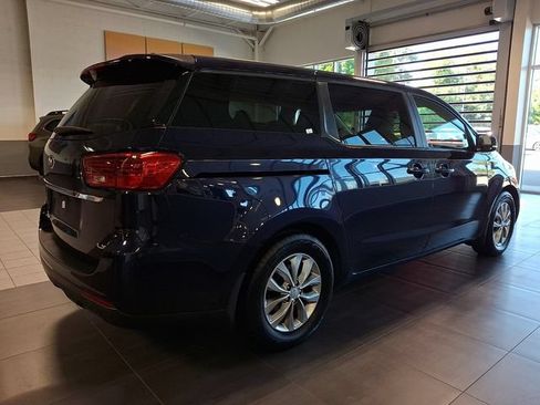 Used 2019 Kia Sedona LX FWD image 6