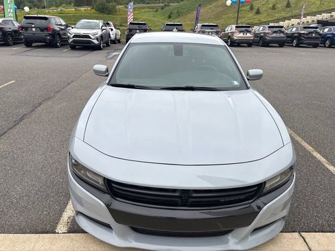 Used 2020 Dodge Charger SXT w/ Cold Weather Package AWD/4WD image 2