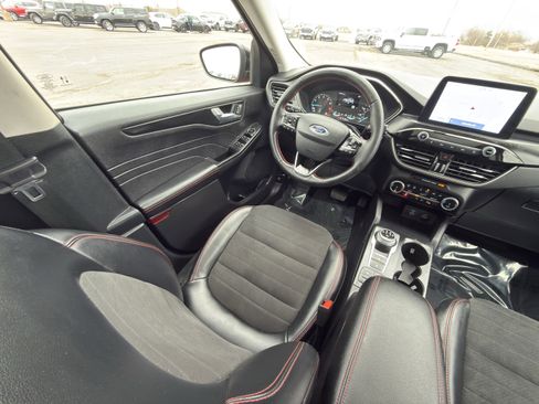 Used 2022 Ford Escape SEL w/ SEL Stealth AWD Package image 26