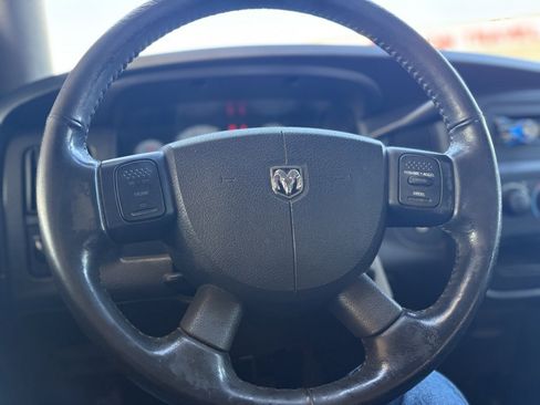 Used 2005 Dodge Ram 1500 Truck SLT image 16