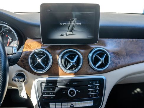 Used 2019 Mercedes-Benz GLA 250 w/ Convenience Package image 20