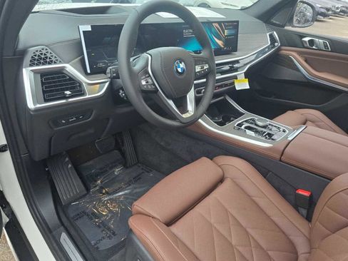 New 2026 BMW X5 xDrive50e w/ Premium Package image 8
