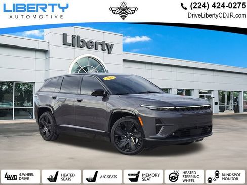 Used 2025 Jeep Wagoneer S Launch Edition image 1