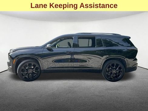Used 2025 Chevrolet Traverse RS AWD/4WD image 6