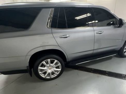 Used 2024 Chevrolet Tahoe High Country AWD/4WD image 8