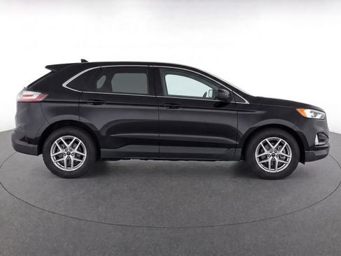Used 2024 Ford Edge SEL AWD/4WD image 2