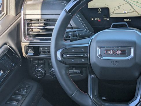 Used 2025 GMC Yukon AT4 Ultimate image 20