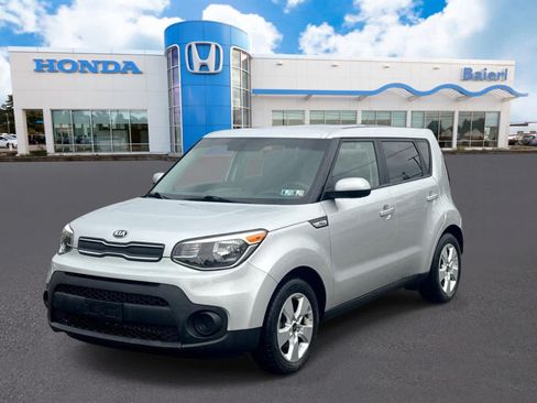 Used 2019 Kia Soul FWD image 1
