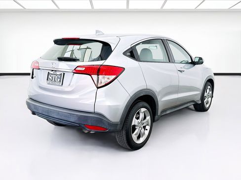 Used 2019 Honda HR-V LX image 4