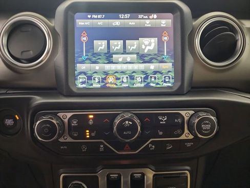 Used 2018 Jeep Wrangler Rubicon image 19