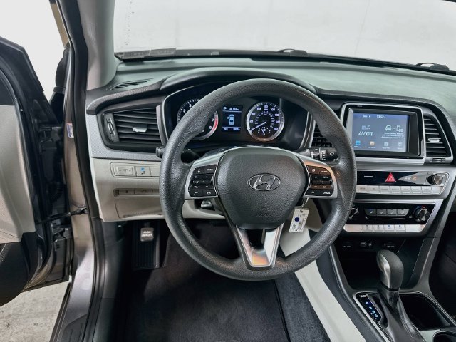 Used 2019 Hyundai Sonata ECO FWD image 18