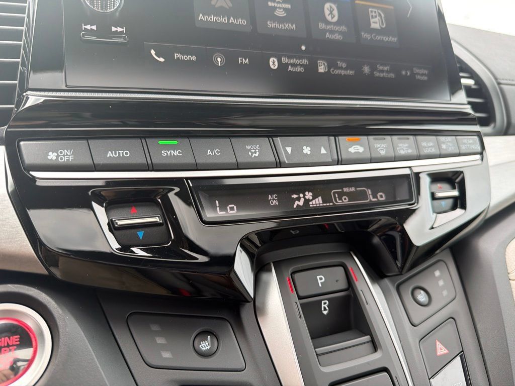 New 2026 Honda Odyssey EX-L image 10