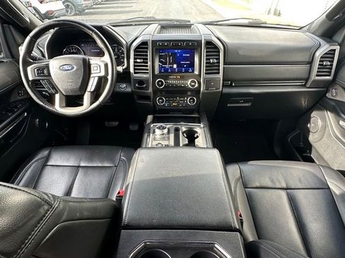 Used 2021 Ford Expedition XLT AWD/4WD image 30