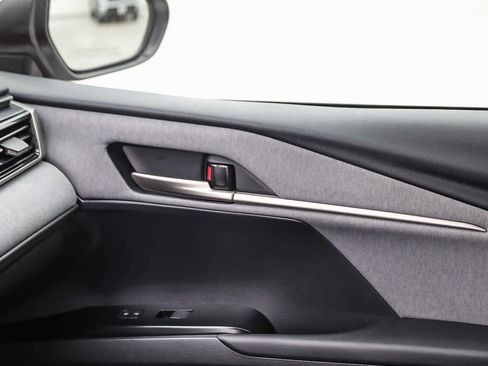 Certified 2025 Toyota Camry LE w/ Convenience Package image 22