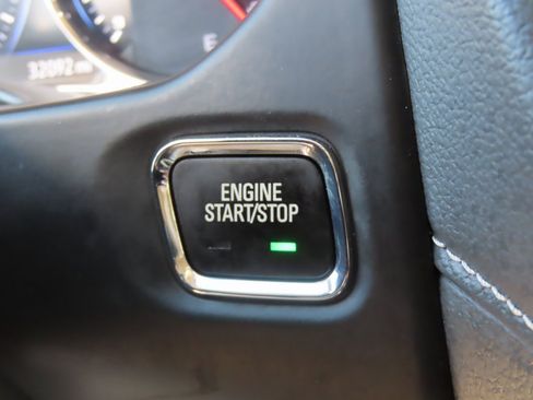 Used 2023 GMC Acadia Denali w/ Denali Ultimate Package image 12