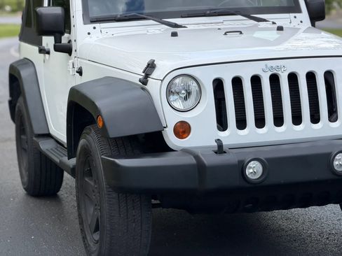 Used 2012 Jeep Wrangler Sport AWD/4WD image 9