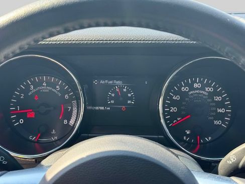 Used 2017 Ford Mustang GT Premium w/ Equipment Group 401A RWD image 29