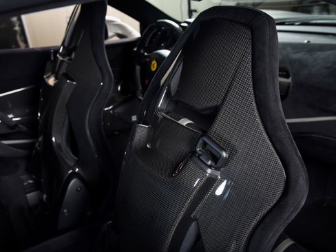 Used 2020 Ferrari 488 Pista Coupe image 6