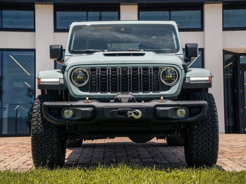 Used 2024 Jeep Wrangler Unlimited Rubicon 392 AWD/4WD image 8