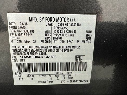 Used 2018 Ford Explorer XLT w/ Equipment Group 201A AWD/4WD image 11