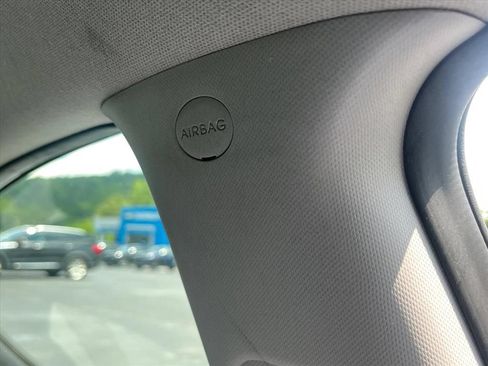 Used 2013 Hyundai Elantra GLS FWD image 20