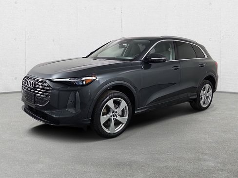 New 2026 Audi Q5 Premium Plus image 3