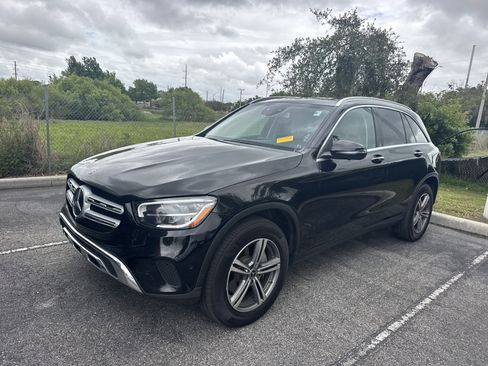 Used 2020 Mercedes-Benz GLC 300 4MATIC image 4