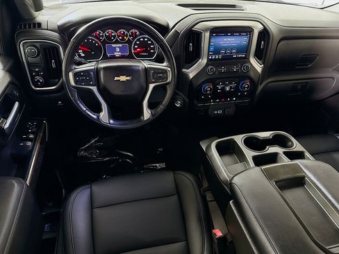 Used 2021 Chevrolet Silverado 1500 LT RWD image 17
