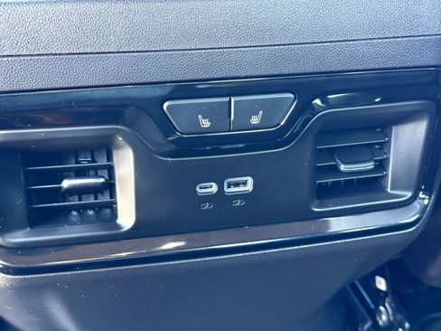 Used 2024 GMC Sierra 1500 AT4X image 23