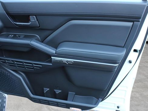 Used 2025 Toyota 4Runner TRD Off-Road image 24