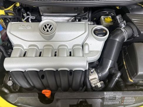 Used 2008 Volkswagen Beetle S FWD image 9